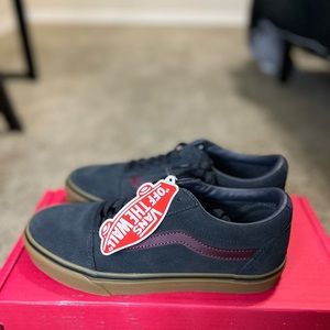 Brand New Men’s Ward Low-Top Vans Suede Asphalt/Gum SZ 6.5Men/8Women